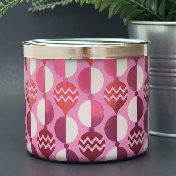 BBW North Pole Punch Bath & Body Works 3 Wick Candle - Picture 2 of 10